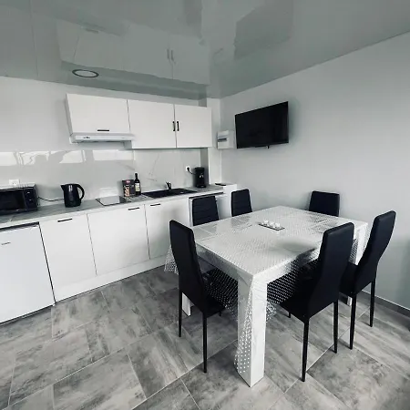 Apartmán Studio Avec Climatisation Tout Neuf A Canet Plage *